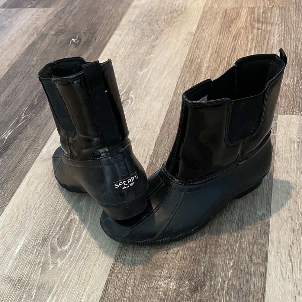 Sperry Girls size 4 Black Boots